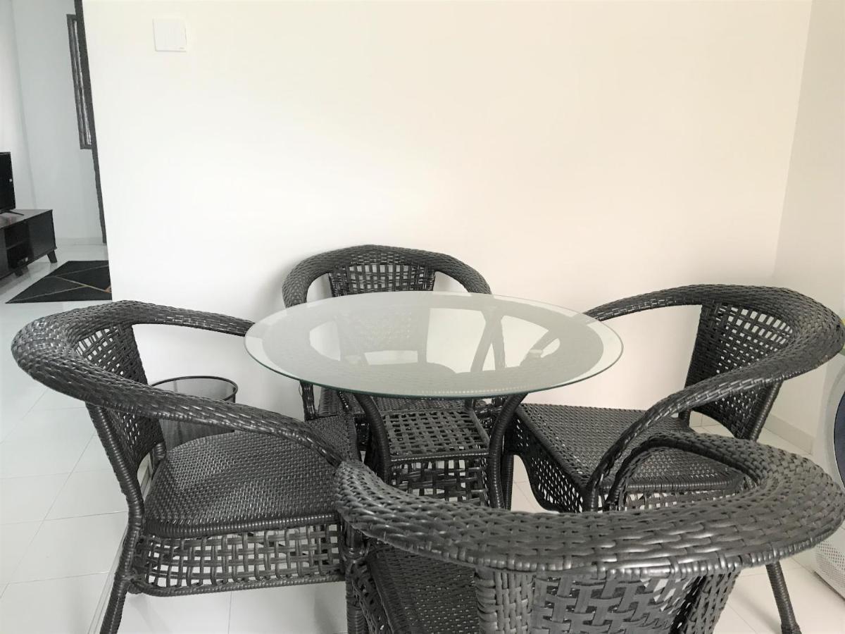 Oyo 90493 Jl Homestay Segamat Εξωτερικό φωτογραφία