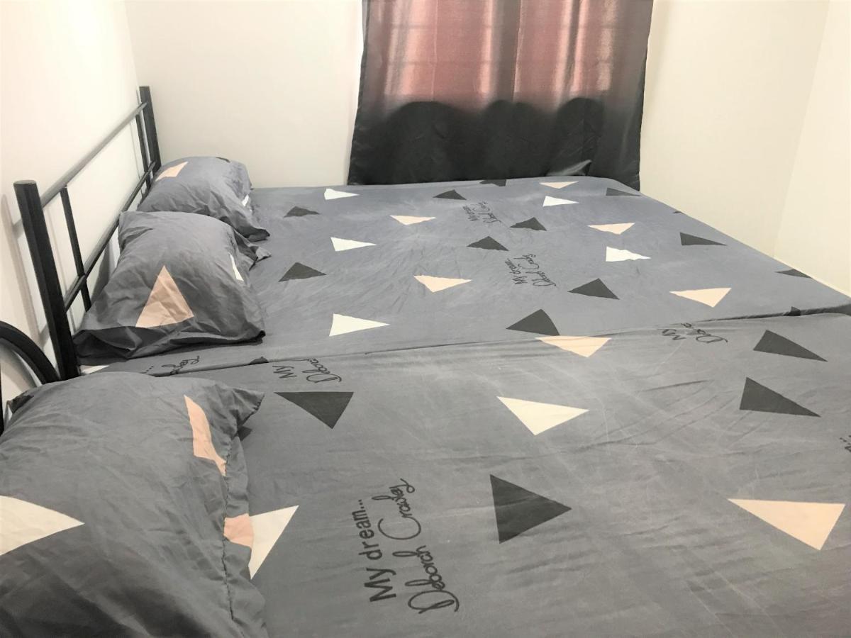 Oyo 90493 Jl Homestay Segamat Εξωτερικό φωτογραφία